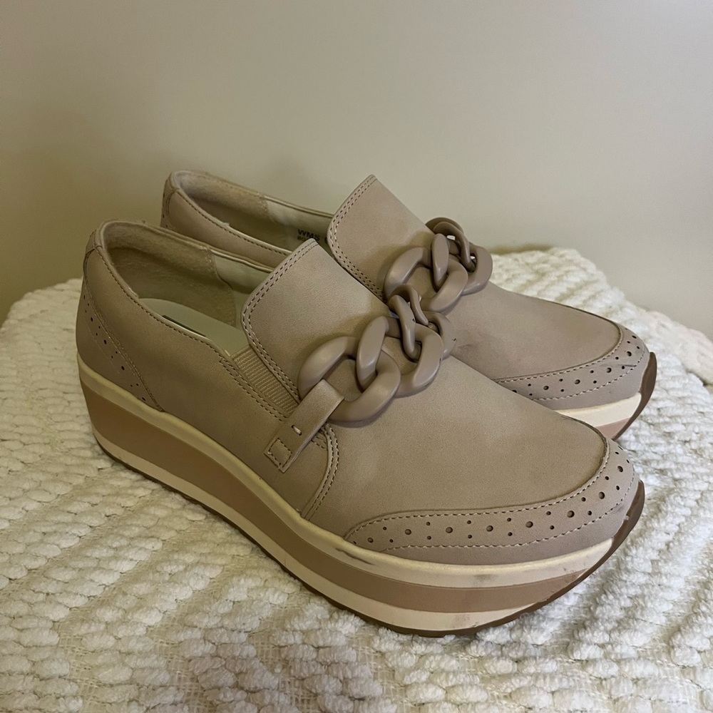 Dolce Vita Jhenee Sneaker platforms🤎